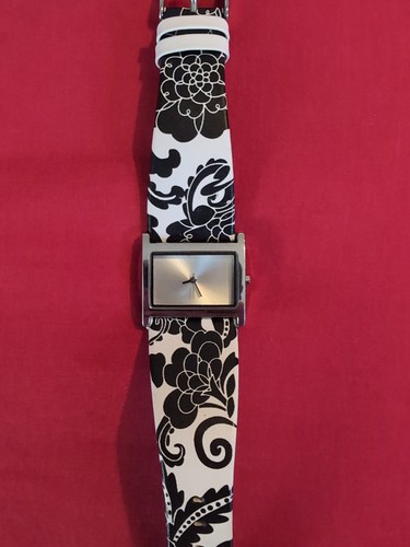 Quartz ladies watch - quartz,