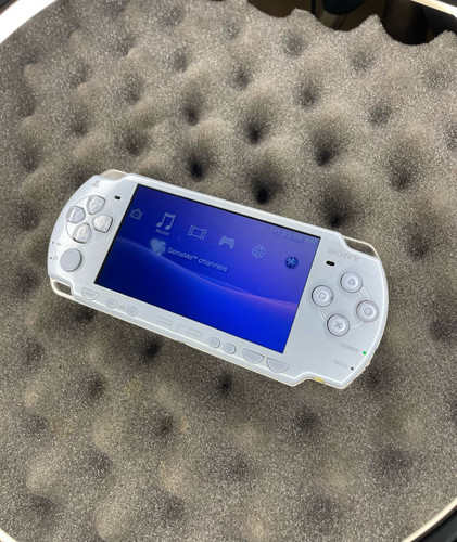 Very rare sony psp - *very,