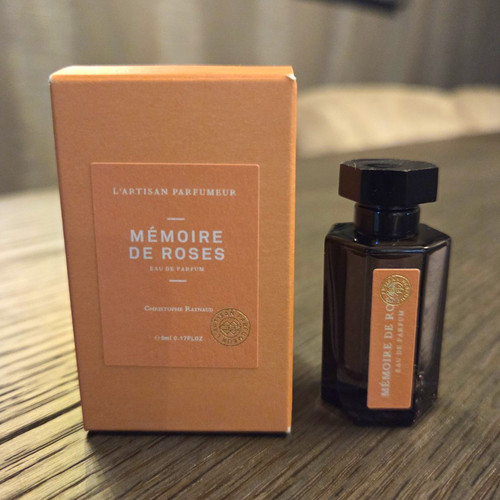 Artisan parfumeur mémoire - parfumeur,