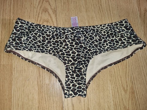 Gorgeous brown leopard - , print