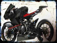 A4 photo motorbike 986 m2 Vyrus