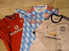 Manchester utd football shirts