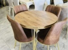 Round Dinning Table  and chairs Luxury