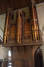 Organ Holy Cross church Burley