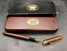 Raffles Hotel Singapore Fountain Pen With Case £ Box