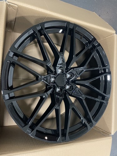 Staggered style black - 22",