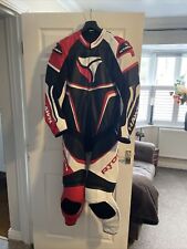 R/TECH HAWK LEATHERS  44 “( Never Used On Bike As Good As N#W )