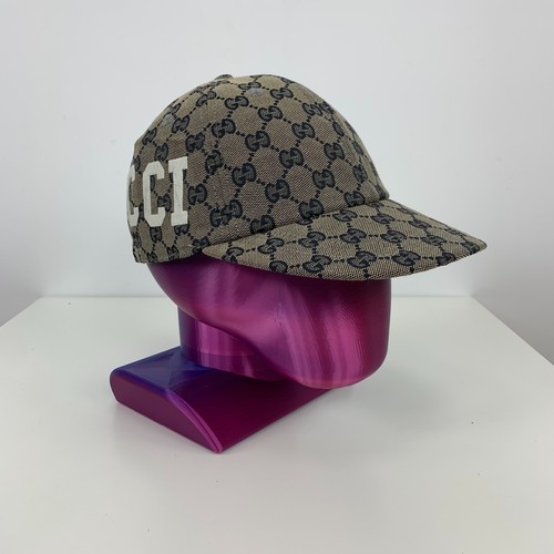 Gucci monogram pattern - gg,