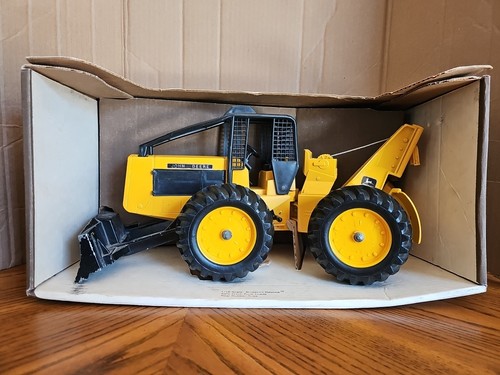 Ertl john deere 590 - ertl,