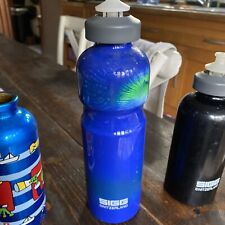 4-items:3(??)SIGG!1.0;Designer;6.BiteTops.6.-No Top!+1Lt.ALU;Pic;Flask&BiteTop