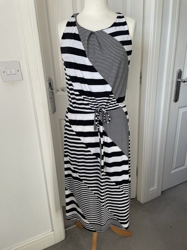 Debenhams black white - debenhams,