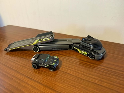 Hot wheels acceleracers combat - hot,