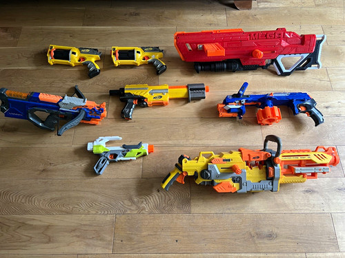 Nerf foam dart - blaster, bundle
