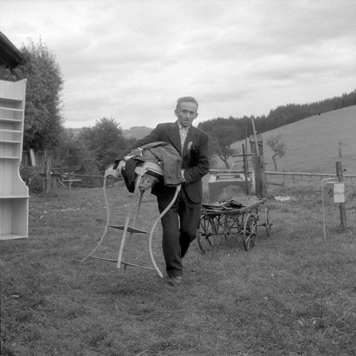 Auction appenzell man - in,