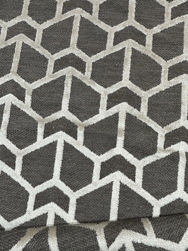 Ashley manor taupe velvet - taupe,