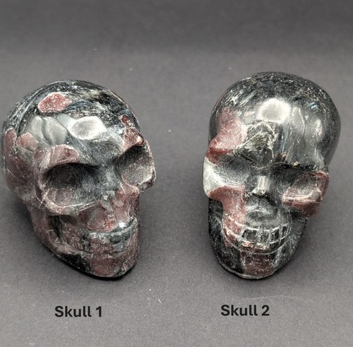 Garnet carved skulls