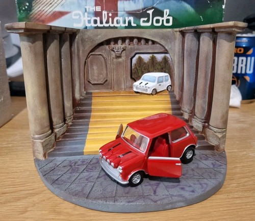 Corgi italian job diorama with - corgi,
