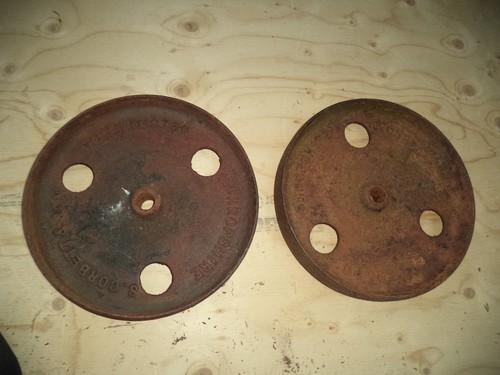 Cast iron wheel - iron, stationary