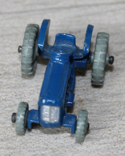 Dublo dinky 069 massey - dinky,