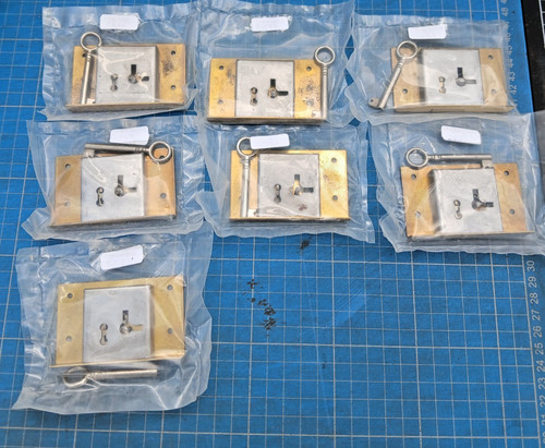 Job lot brass - x,