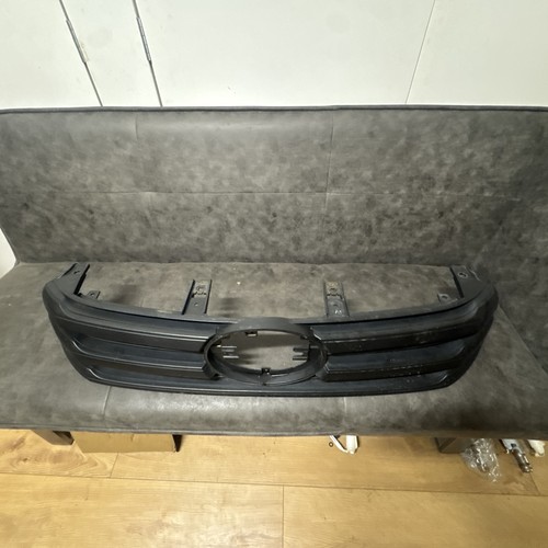 Toyota hilux mk8 - hilux, grill