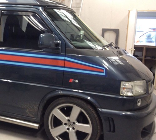 Mazda bongo elevating - mazda,