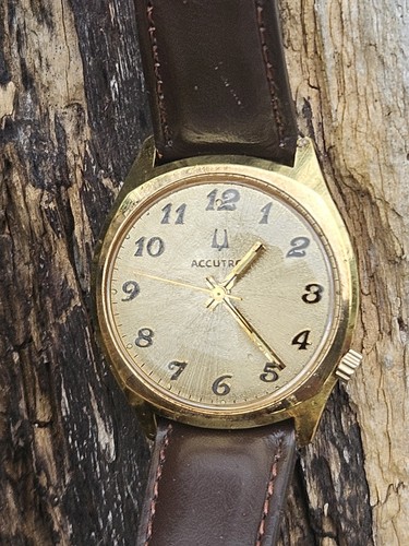 Bulova accutron 1973 10k gold - accutron,