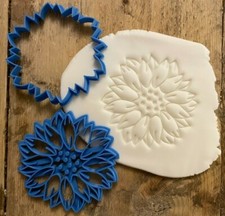 Flower cookie/ biscuit cutter