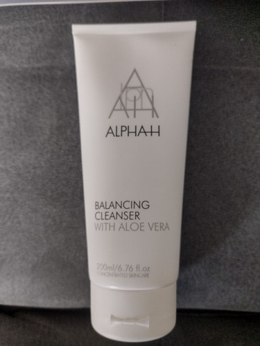 Alpha balancing cleanser - alpha,