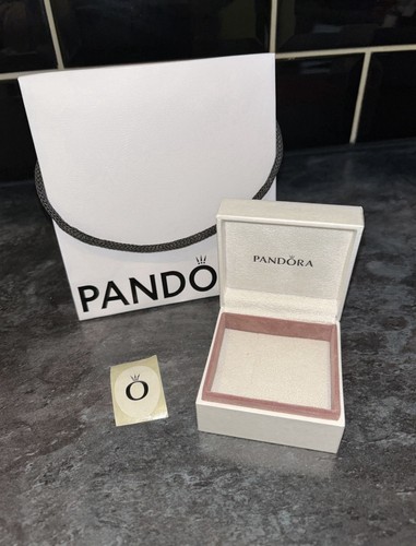 New pandora gift - new, bag