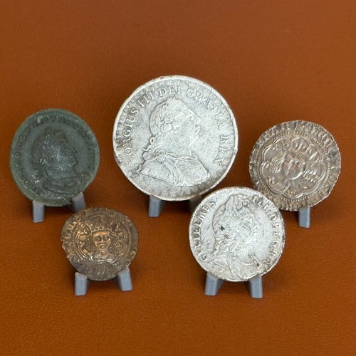 Coin display stands small - display, v