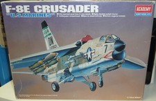 ACADEMY  1:72 SCALE KIT - F-8E