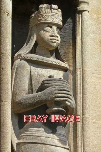 Photo bristol stone figure - bristol,