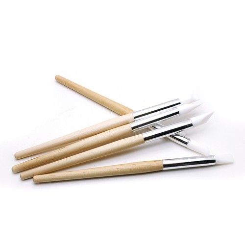 Different heads wood rubber - different,