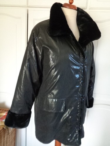 Libra black shiny quilted - shiny,