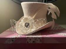 Cream Top hat - Fascinator Wedding Races- Handmade Elegance