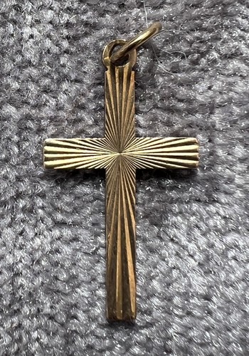 9ct gold cross - gold, pendant
