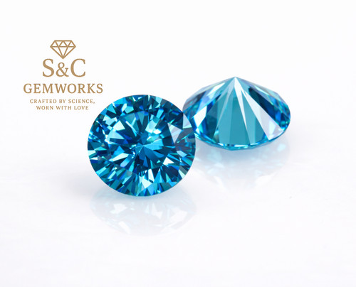 Light aquamarine round - light,