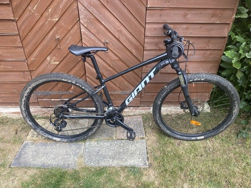 Giant talon mountain - talon, bike
