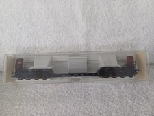 Fleischmann HO 5296 K Deutsche Reichsbahn DR Low Loader With 2 Brakemans Houses