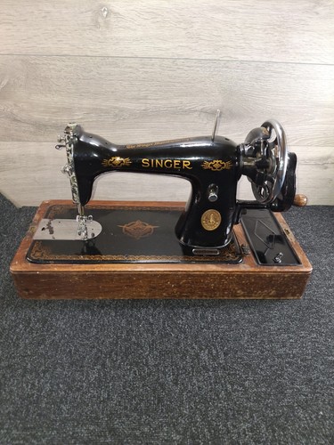 Singer 1940 hand - singer, 1940's