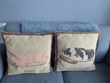 Vintage Tapestry Feather Duroc