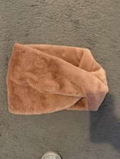 Primark faux fur pink snood