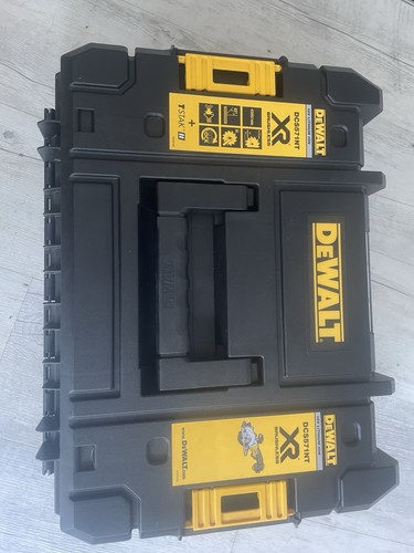 Dewalt dcs571n 18v - 18v, xr