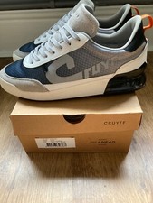 Cruyff Contra trainers size 7