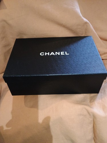Empty chanel box paris - chanel,