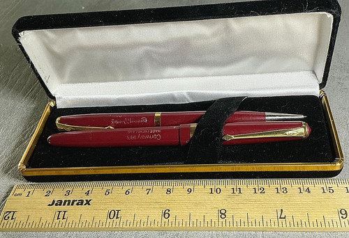 Conway stewart fountain pen - stewart,