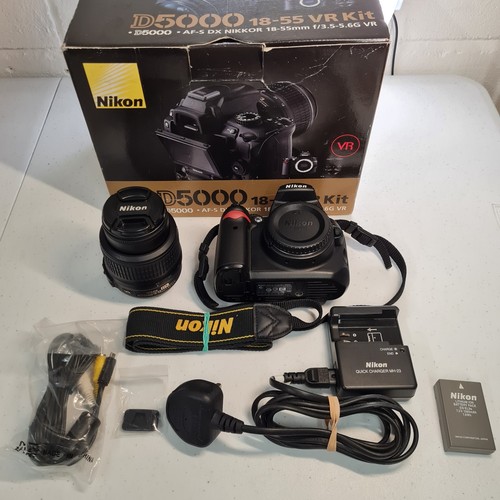 Nikon d5000 vr kit - 18-55,