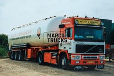 Truck photo Volvo F12 Tanker