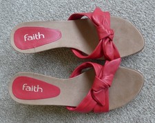 RED LEATHER AND WOOD WEDGE MULES BY FAITH SHOES SIZE 4